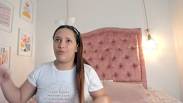 aprill21  online show from 02-24-25, 01:53