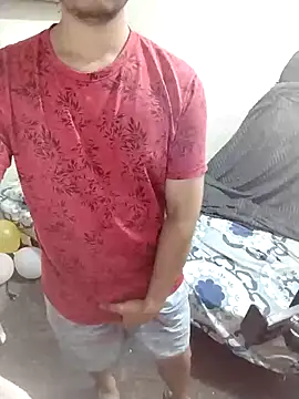 Snapshot of Gasparin32 chatting on 03-10-25, 03:41 Gasparin32 online show from 03-10-25, 03:41