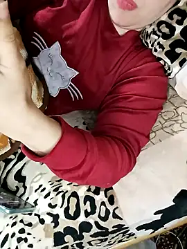 jijijoudia online show from 01-17-25, 08:33