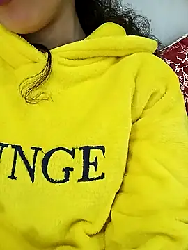 jijijoudia online show from 03-23-25, 02:37