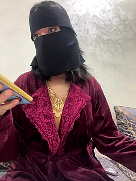 jijijoudia online show from 11-17-25, 11:54