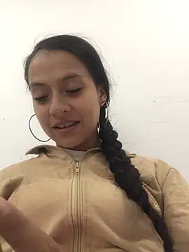 loren3124 online show from 12-10-24, 07:58