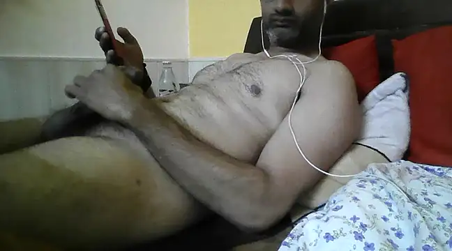 urbrownbunny online show from 12-24-24, 05:55