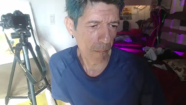 laye19 online show from 02-18-25, 01:55