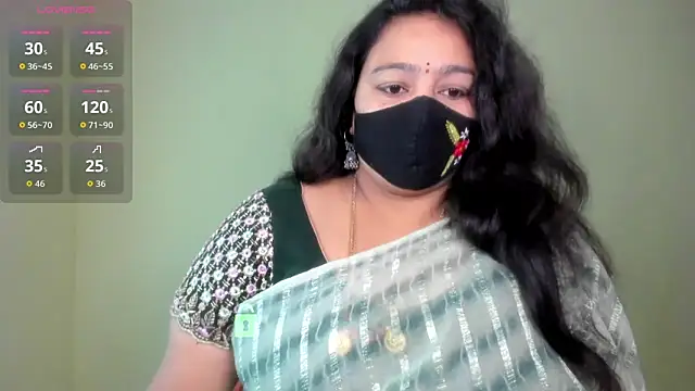 neelu-hoty online show from 06-22-26, 09:06