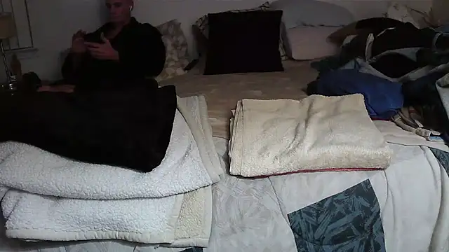 Hand69someguy online show from 11-10-25, 10:58