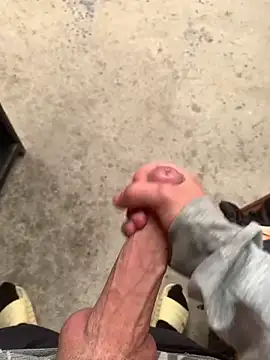 Snapshot of 27powercm chatting on 12-03-24, 06:17 27powercm online show from 12-03-24, 06:17