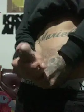 Snapshot of 27powercm chatting on 12-21-24, 05:47 27powercm online show from 12-21-24, 05:47