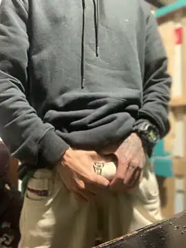 Snapshot of 27powercm chatting on 02-06-25, 05:03 27powercm online show from 02-06-25, 05:03