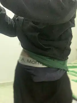 Snapshot of 27powercm chatting on 02-25-25, 05:19 27powercm online show from 02-25-25, 05:19