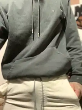 Snapshot of 27powercm chatting on 03-03-25, 10:52 27powercm online show from 03-03-25, 10:52