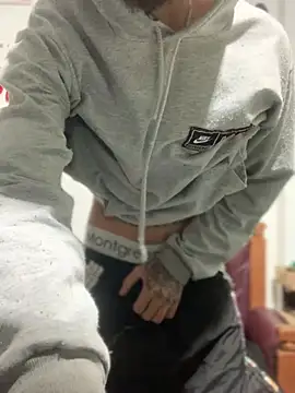 Snapshot of 27powercm chatting on 03-14-25, 05:05 27powercm online show from 03-14-25, 05:05