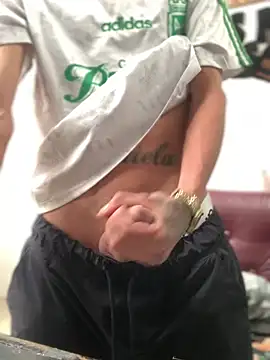 Snapshot of 27powercm chatting on 03-18-25, 09:10 27powercm online show from 03-18-25, 09:10