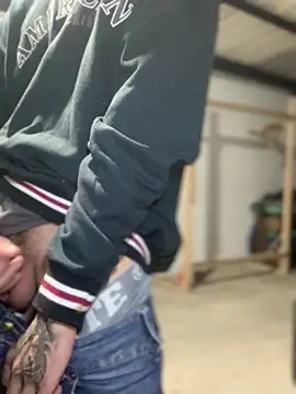 Snapshot of 27powercm chatting on 09-11-25, 05:40 27powercm online show from 09-11-25, 05:40