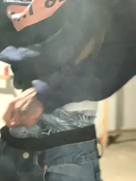 Snapshot of 27powercm chatting on 10-04-25, 04:43 27powercm online show from 10-04-25, 04:43