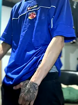 Snapshot of 27powercm chatting on 10-16-25, 05:08 27powercm online show from 10-16-25, 05:08