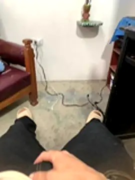 Snapshot of 27powercm chatting on 10-20-25, 09:48 27powercm online show from 10-20-25, 09:48