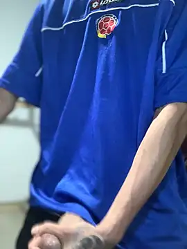 Snapshot of 27powercm chatting on 11-08-25, 06:35 27powercm online show from 11-08-25, 06:35