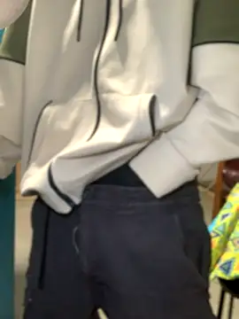 Snapshot of 27powercm chatting on 11-10-25, 04:11 27powercm online show from 11-10-25, 04:11