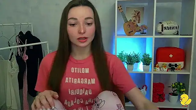  Barbie Kiss  online show from 03-06-26, 03:30