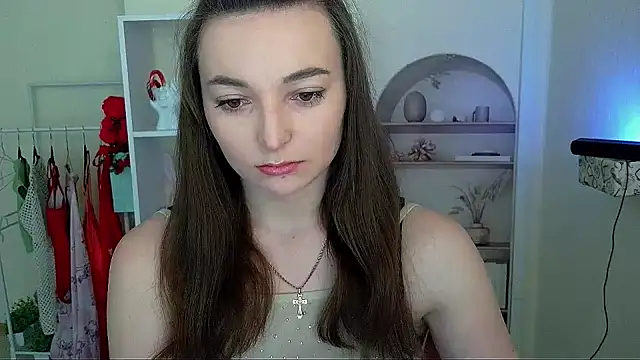  Barbie Kiss  online show from 05-09-26, 07:57