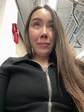 Asian Asami online show from 12-19-24, 03:19