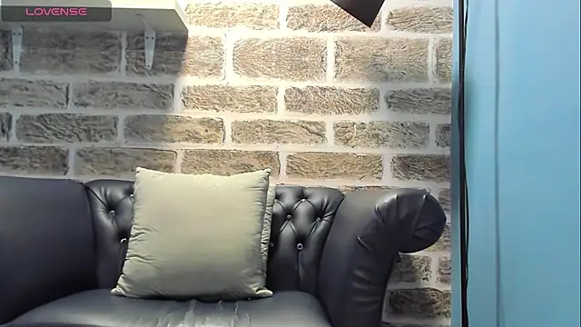 Snapshot of noah_ricci chatting on 02-09-26, 02:10 noah ricci online show from 02-09-26, 02:10