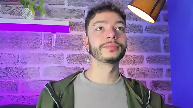 Snapshot of noah_ricci chatting on 03-09-26, 12:09 noah ricci online show from 03-09-26, 12:09