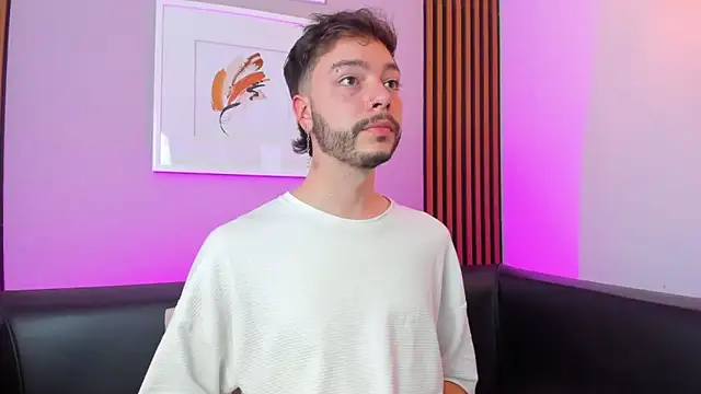 noah ricci online show from 04-21-26, 03:57