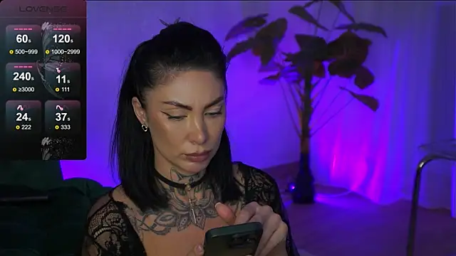 Snapshot of angelinaRae chatting on 12-11-24, 05:04 angelinaRae online show from 12-11-24, 05:04