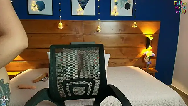 dahiana spark online show from 11-21-25, 08:07