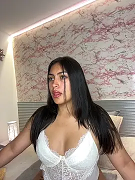 Snapshot of _Danaa chatting on 09-30-25, 06:57  Danaa online show from 09-30-25, 06:57