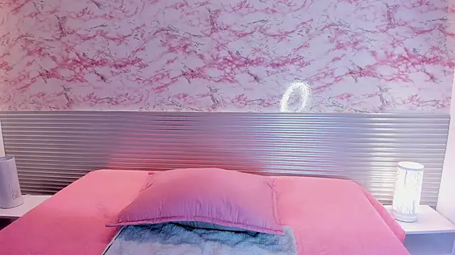 Snapshot of _Danaa chatting on 10-08-25, 06:49  Danaa online show from 10-08-25, 06:49