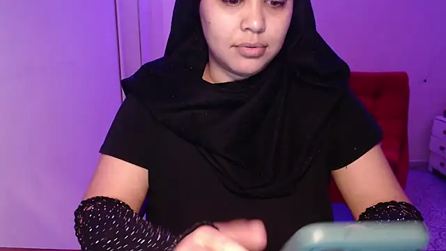 Snapshot of VenussTits97 chatting on 04-25-26, 11:35 VenussTits97 online show from 04-25-26, 11:35