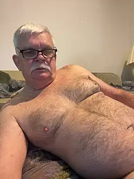 Snapshot of Silver1959 chatting on 05-14-26, 04:58 Silver1959 online show from 05-14-26, 04:58