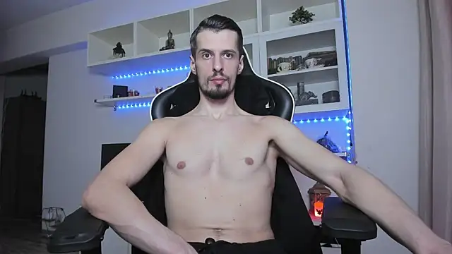 Snapshot of ToddClaytonn chatting on 01-12-26, 08:30 ToddClaytonn online show from 01-12-26, 08:30