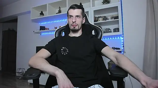 Snapshot of ToddClaytonn chatting on 01-16-26, 06:12 ToddClaytonn online show from 01-16-26, 06:12