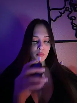 EricaWalls online show from 12-11-24, 09:01