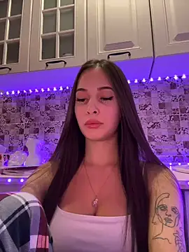 EricaWalls online show from 12-22-24, 12:50