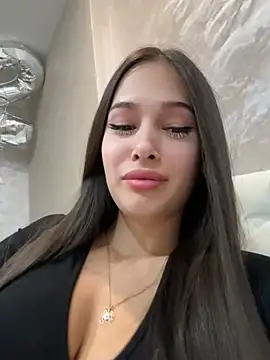 EricaWalls online show from 12-23-24, 07:09