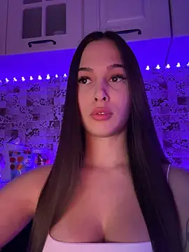 EricaWalls online show from 01-18-25, 06:10