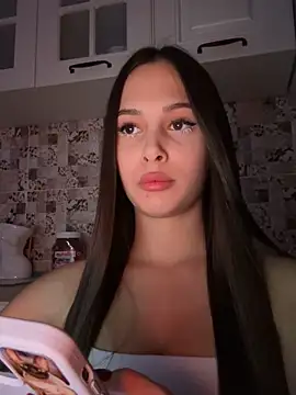 EricaWalls online show from 02-06-25, 04:42