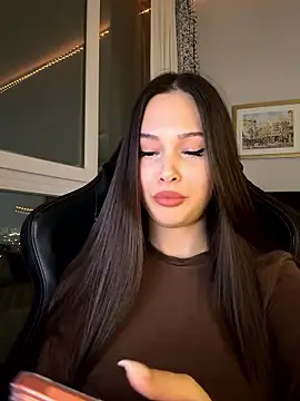 Snapshot of EricaWalls chatting on 01-12-26, 05:40 EricaWalls online show from 01-12-26, 05:40