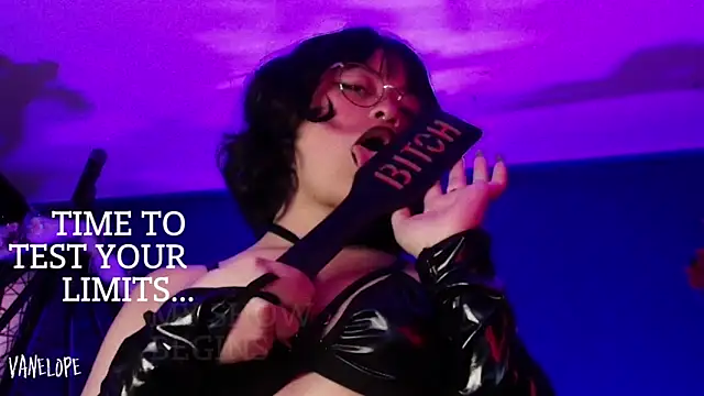 vanelope11 online show from 09-10-25, 07:14