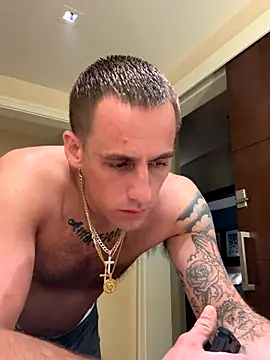 Snapshot of PeytonJohnn chatting on 09-23-25, 06:16 PeytonJohnn online show from 09-23-25, 06:16