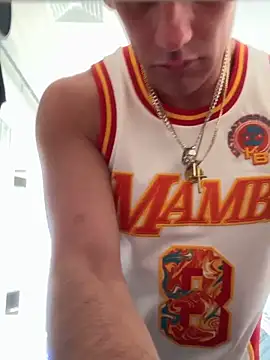 Snapshot of PeytonJohnn chatting on 10-22-25, 04:40 PeytonJohnn online show from 10-22-25, 04:40