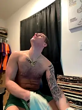 Snapshot of PeytonJohnn chatting on 11-20-25, 10:53 PeytonJohnn online show from 11-20-25, 10:53