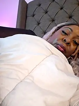 XXXLollipopsJuicy online show from 10-05-25, 10:46