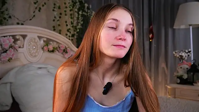 MonaEldon online show from 01-10-26, 03:08