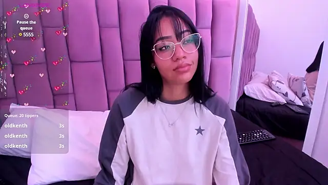 Snapshot of AriannaDavis chatting on 02-18-25, 04:05 AriannaDavis online show from 02-18-25, 04:05